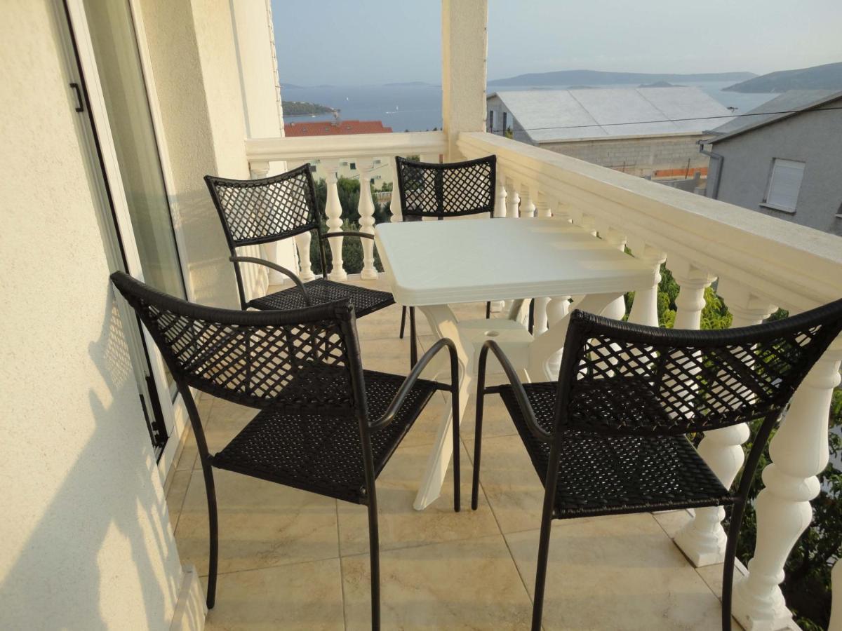 Ilak Apartment *