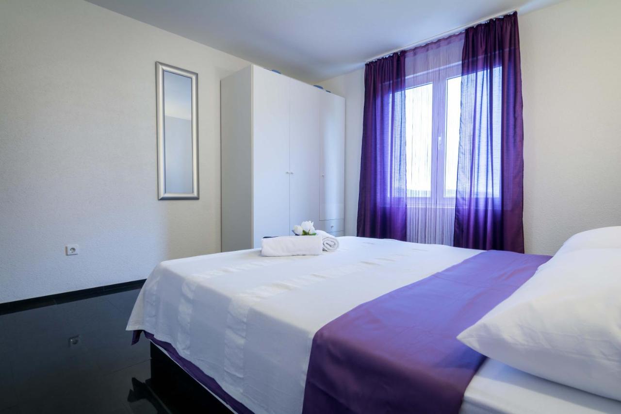 Apartment Ilak