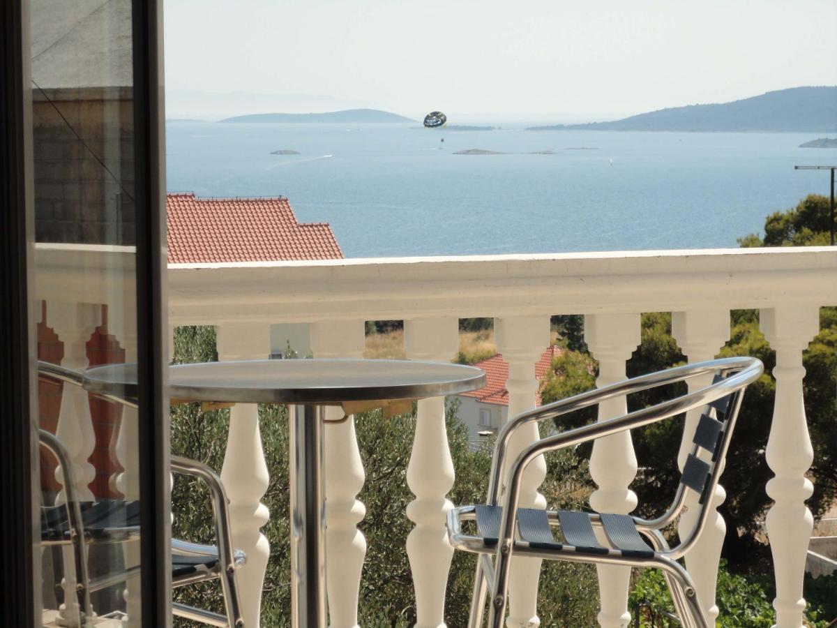 Apartment Ilak *