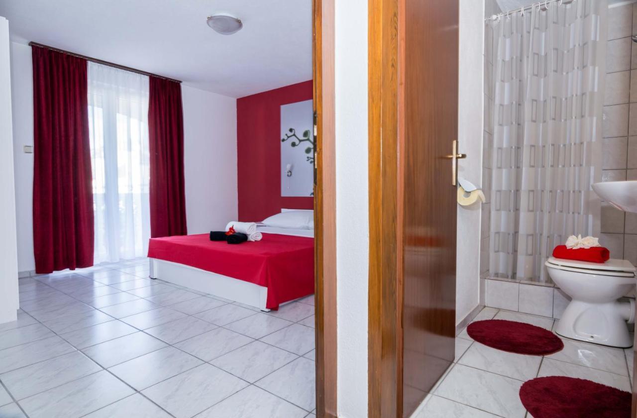 Ilak Apartment