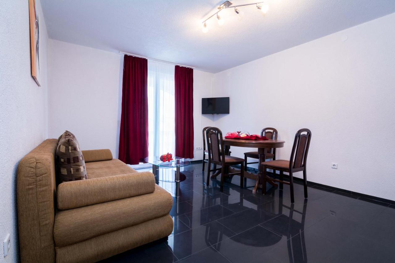 Ilak Apartment