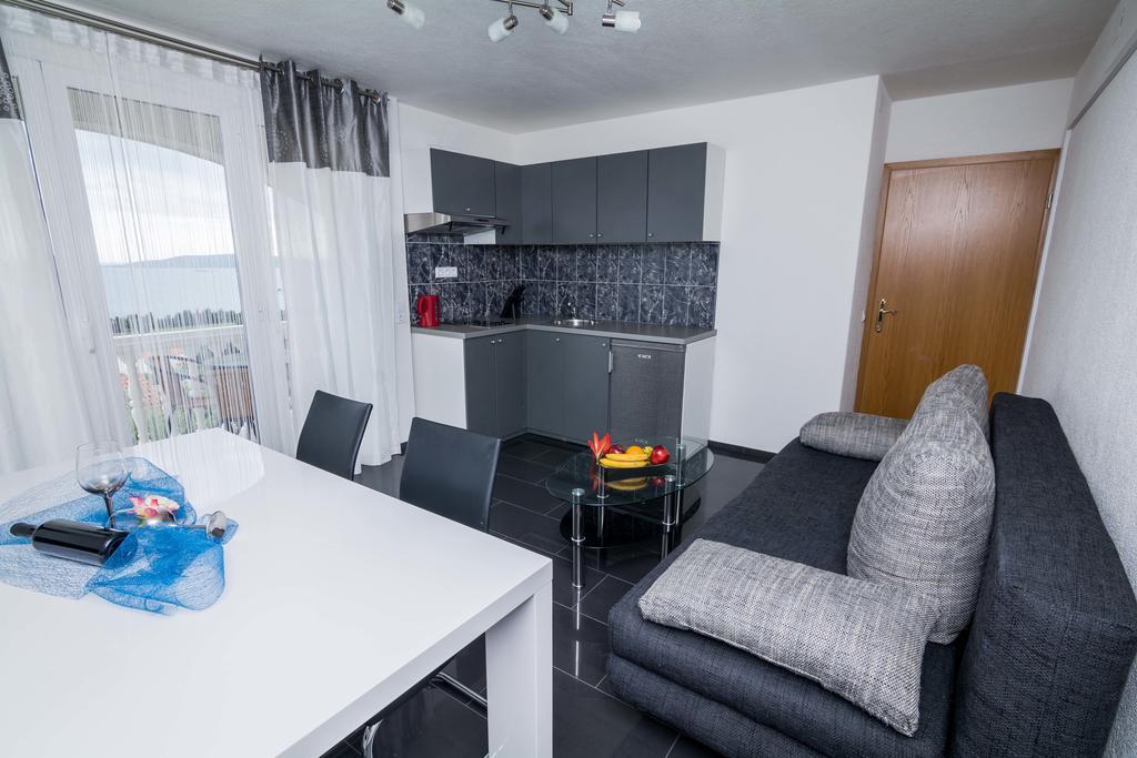 Ilak Apartment Trogir