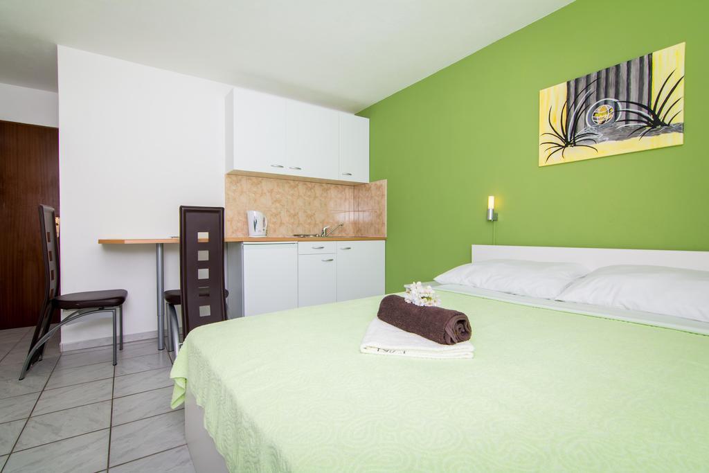 Apartment Ilak