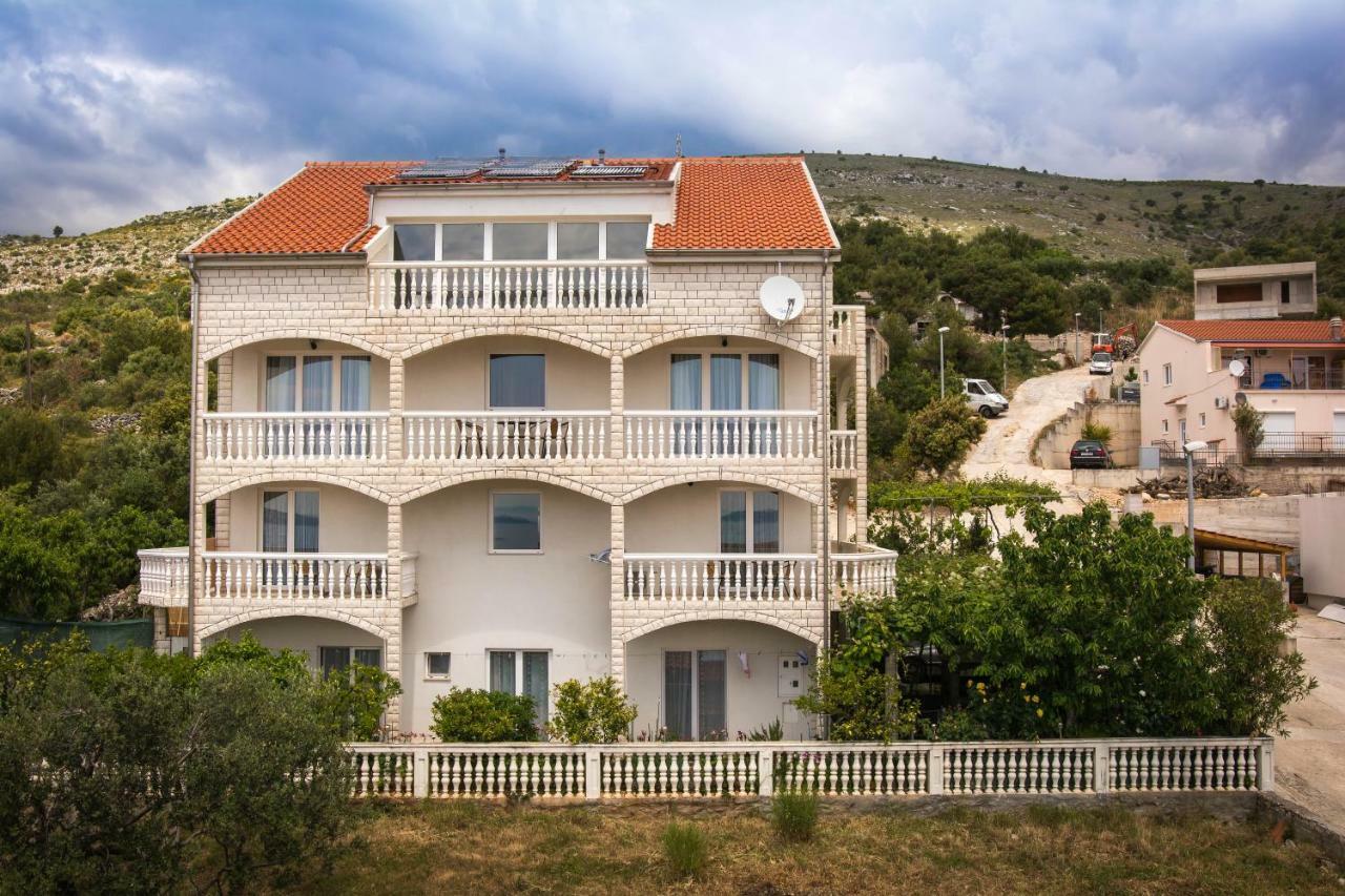 Ilak Apartment Trogir