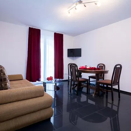 Apartments Ilak Trogir Exterior photo