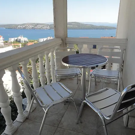 Apartments Ilak Trogir Room photo
